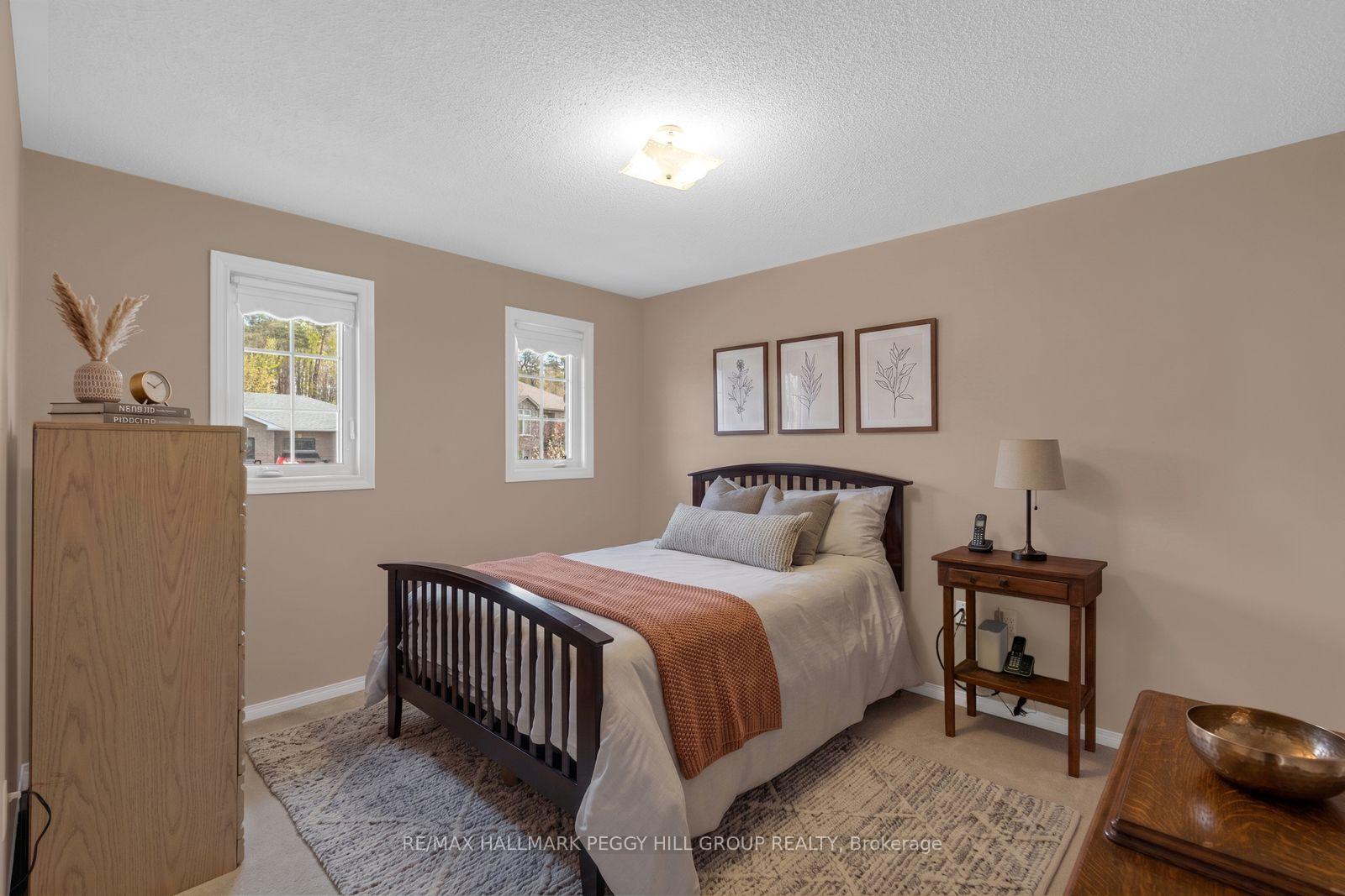 Photo 8 of 168 Wildwood Trail, Barrie, Ardagh — HOMEH