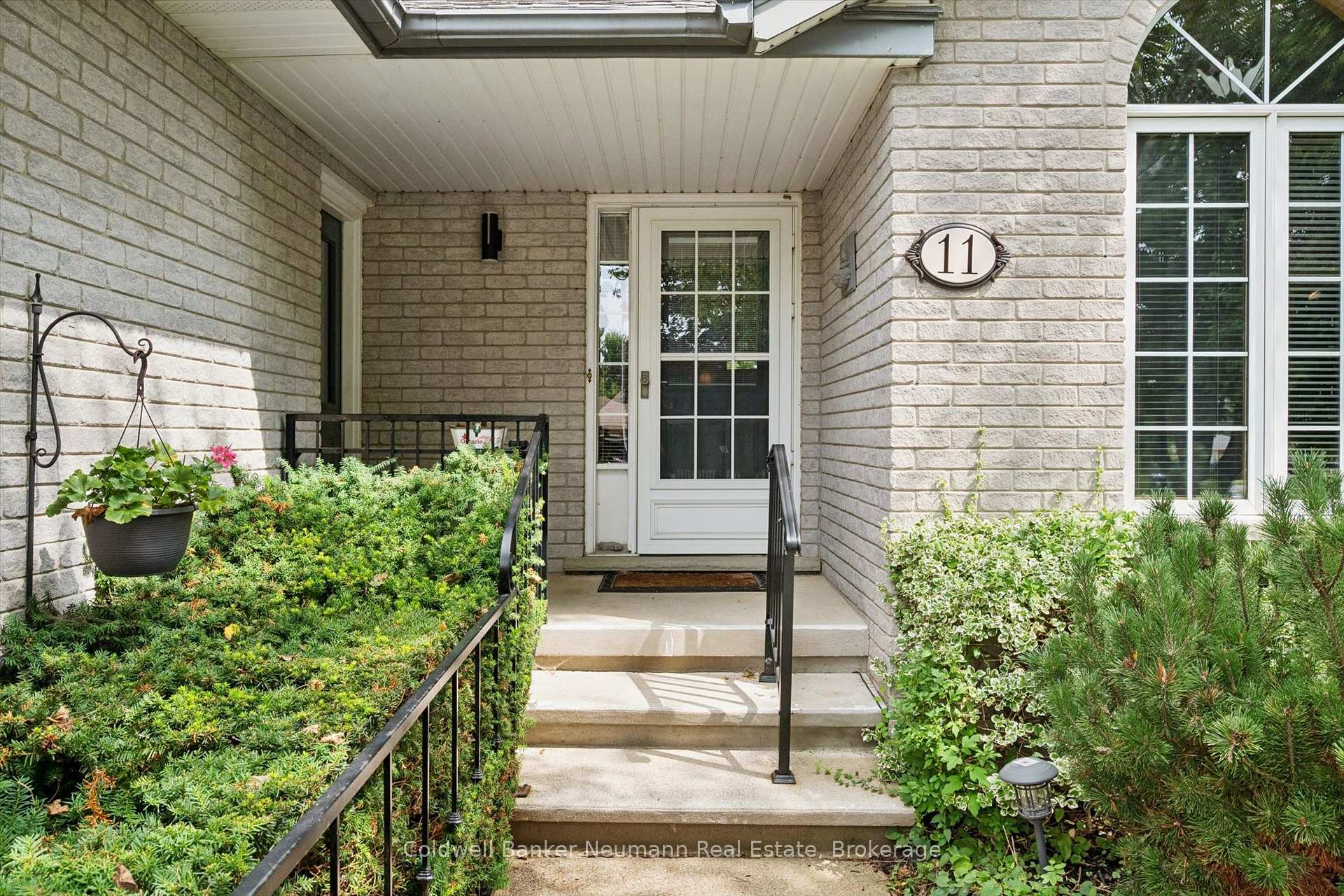 Photo 2 of 11 Keating Drive, Centre Wellington, Elora/Salem — HOMEH