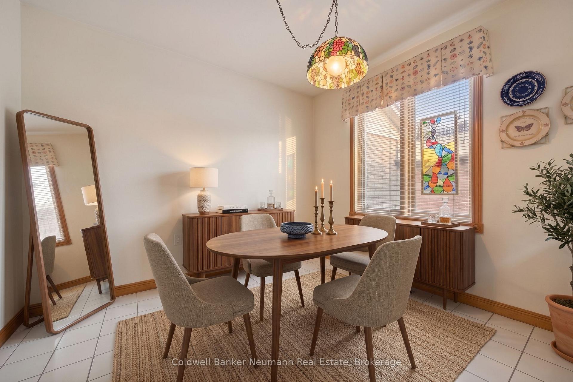 Photo 5 of 11 Keating Drive, Centre Wellington, Elora/Salem — HOMEH