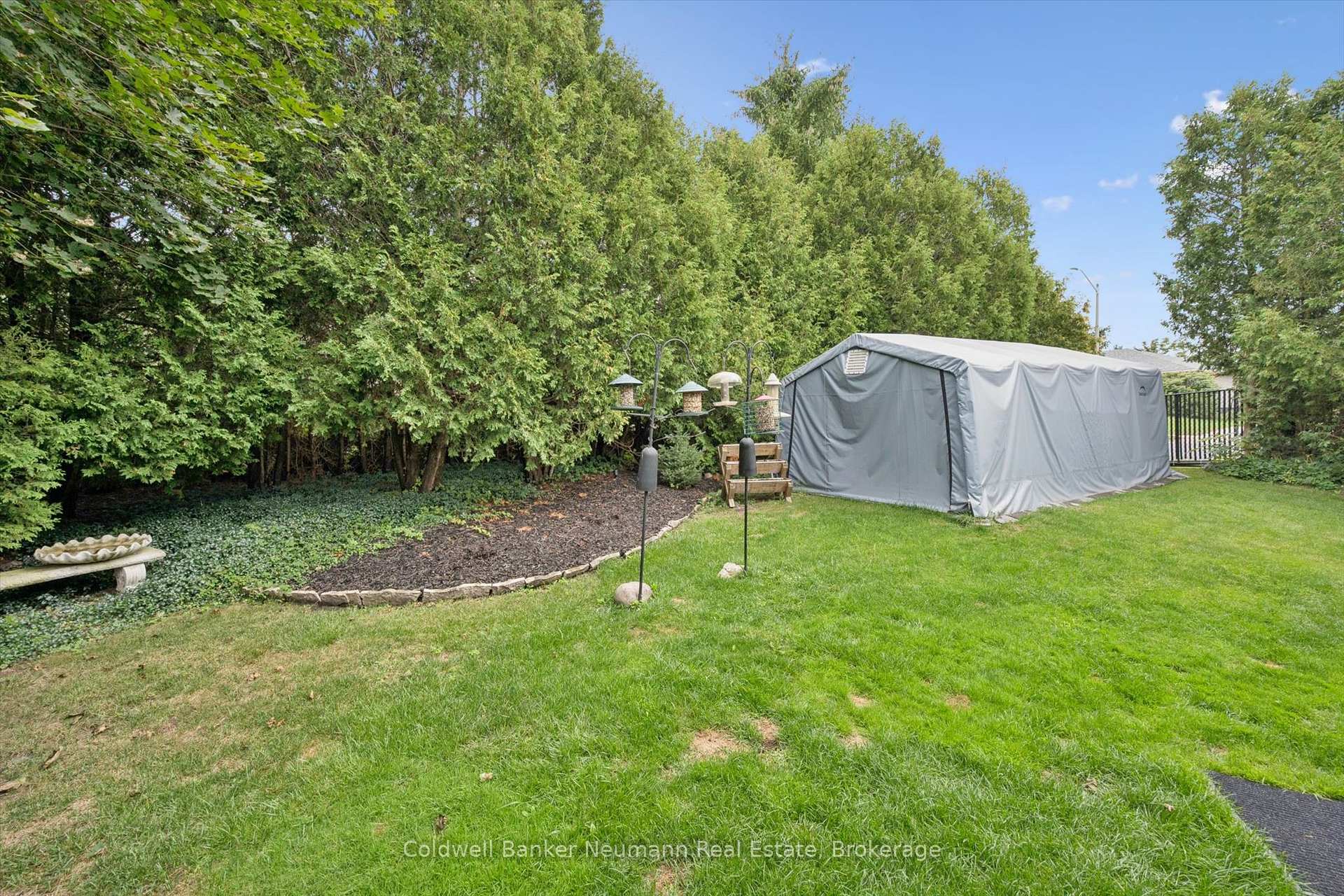 Photo 17 of 11 Keating Drive, Centre Wellington, Elora/Salem — HOMEH
