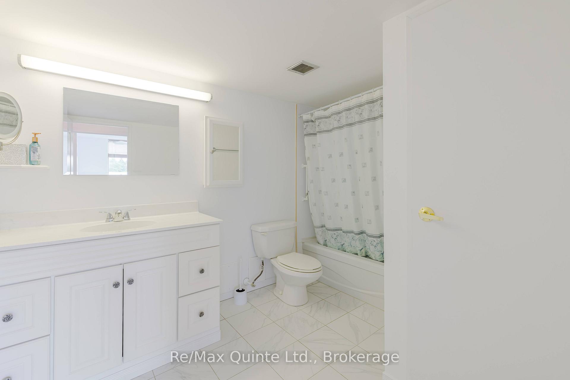 Photo 10 of Unit 604, 350 Front Street, Belleville, Belleville Ward — HOMEH
