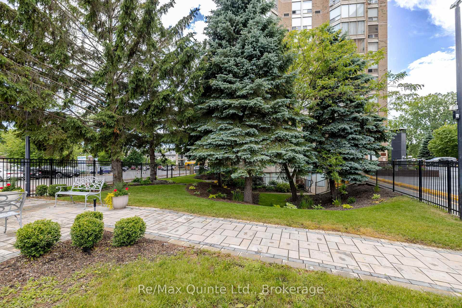 Photo 16 of Unit 604, 350 Front Street, Belleville, Belleville Ward — HOMEH