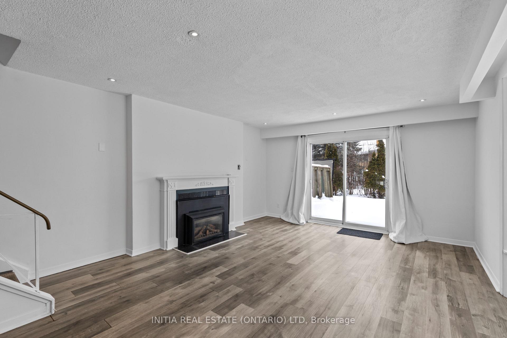 Photo 7 of Unit 19, 55 Arbour Glen Crescent, London, East A — HOMEH