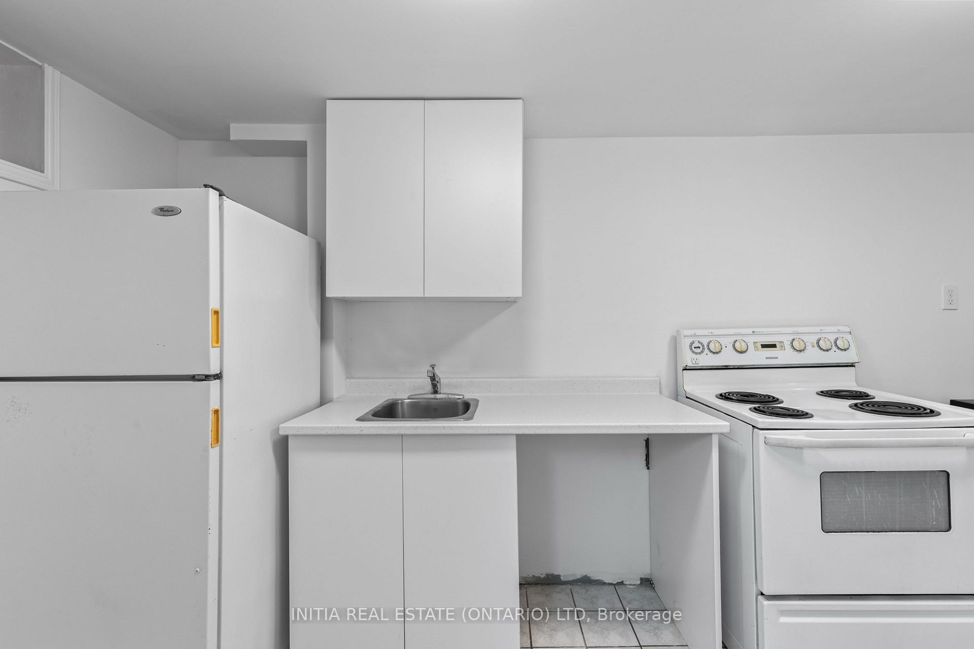 Photo 20 of Unit 19, 55 Arbour Glen Crescent, London, East A — HOMEH