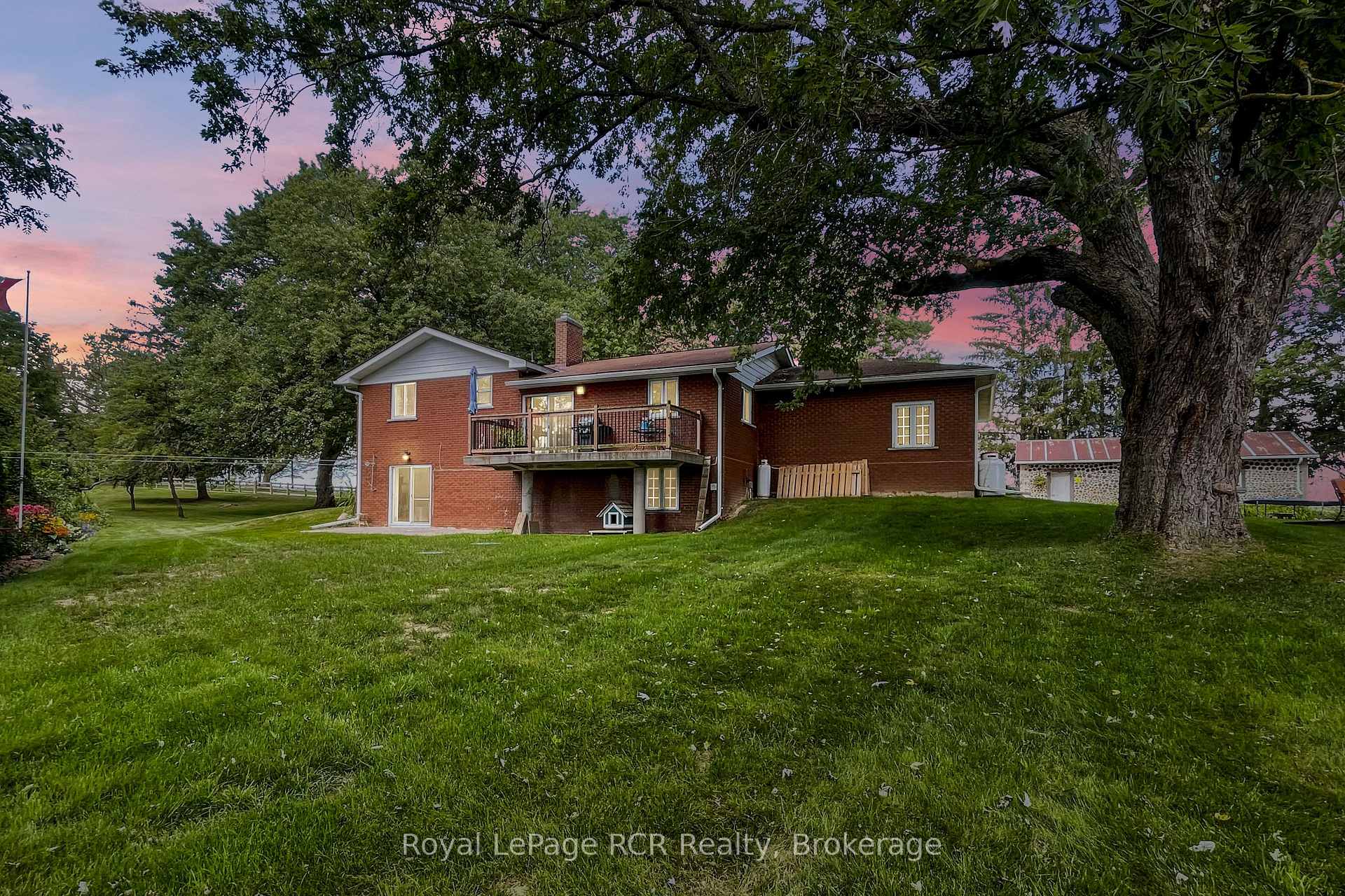 Photo 26 of 440 London Road S, Southgate — HOMEH