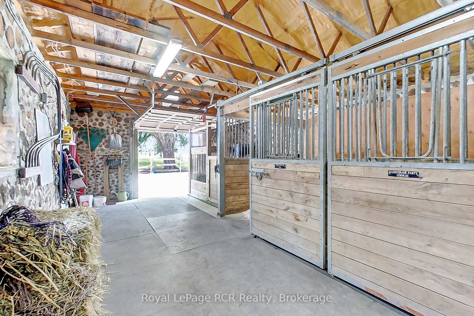 Photo 32 of 440 London Road S, Southgate — HOMEH
