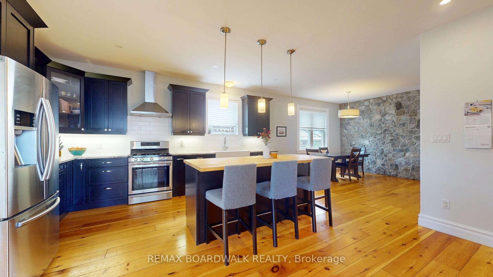 Photo 14 of 51 Ormond Street, Brockville, Brockville — HOMEH