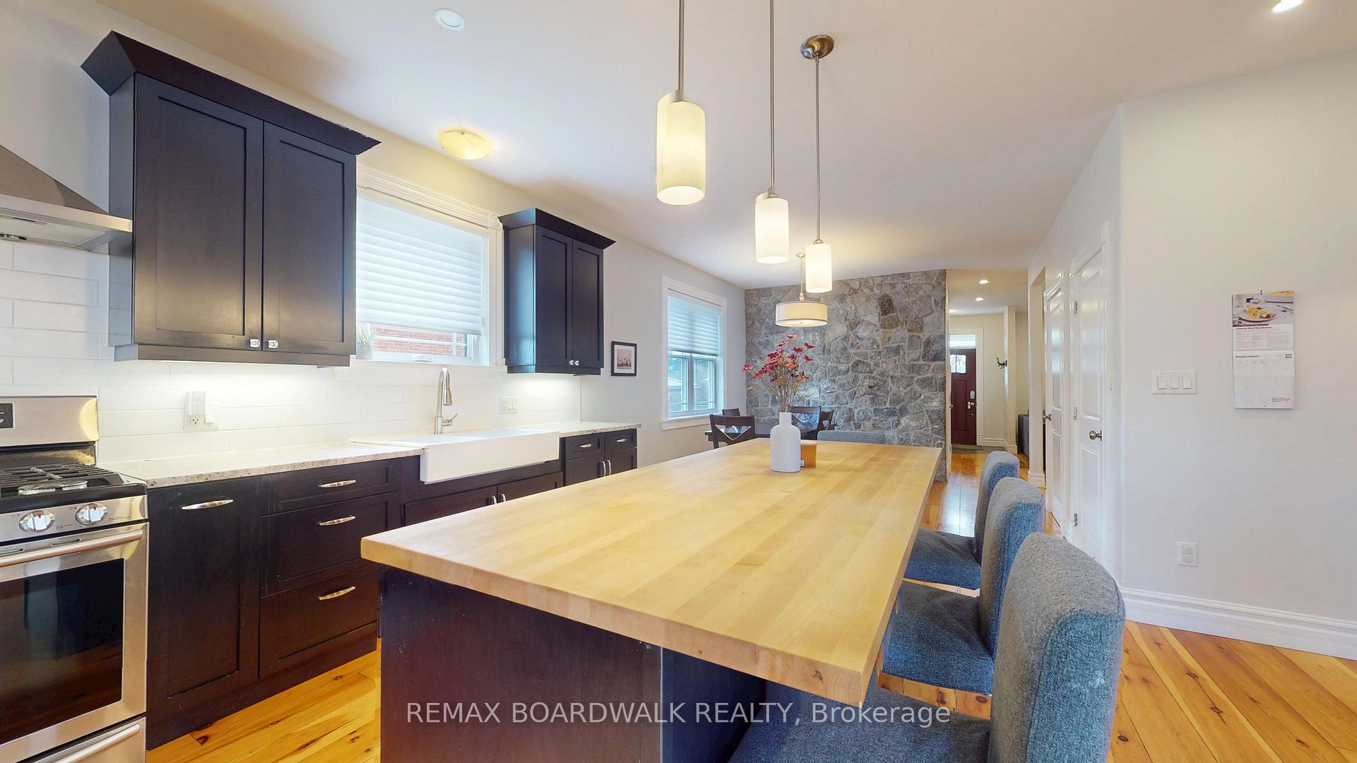 Photo 17 of 51 Ormond Street, Brockville, Brockville — HOMEH