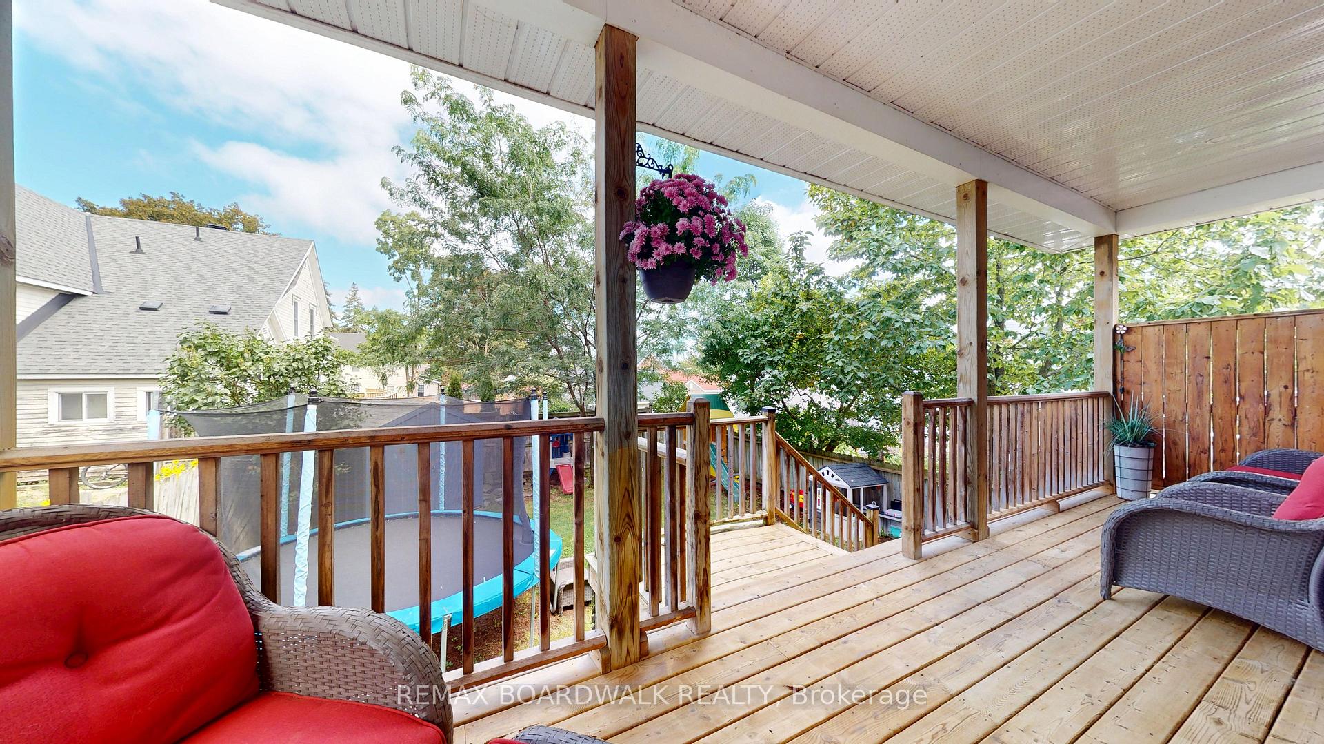 Photo 36 of 51 Ormond Street, Brockville, Brockville — HOMEH