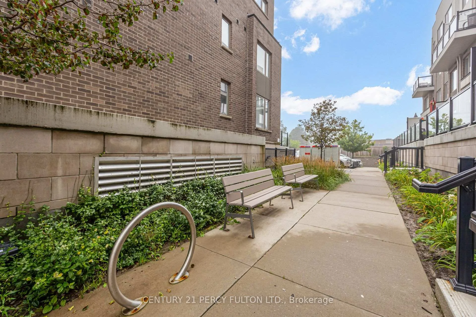 Photo 2 of 1460 Whites Road, Pickering, Woodlands — HOMEH