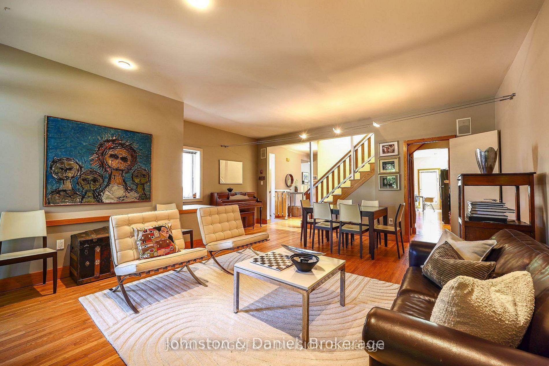 Photo 4 of 181 Rumsey Road, Toronto, Leaside — HOMEH