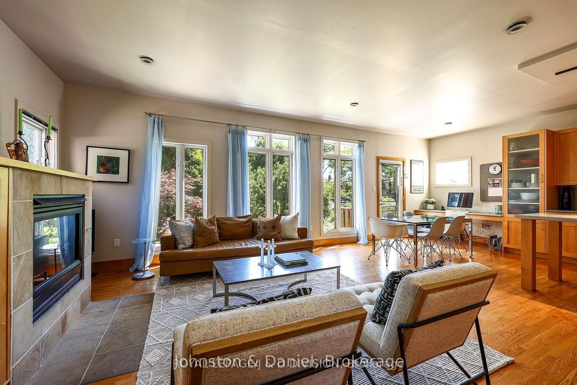 Photo 16 of 181 Rumsey Road, Toronto, Leaside — HOMEH