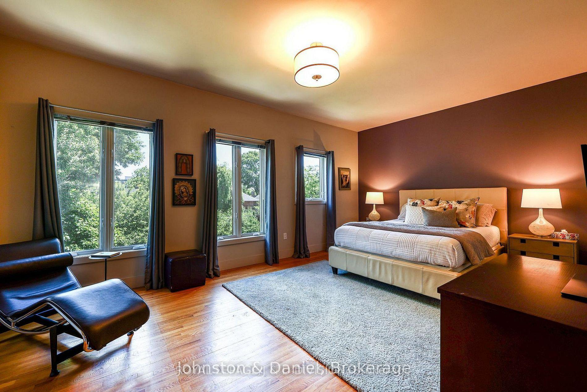 Photo 18 of 181 Rumsey Road, Toronto, Leaside — HOMEH