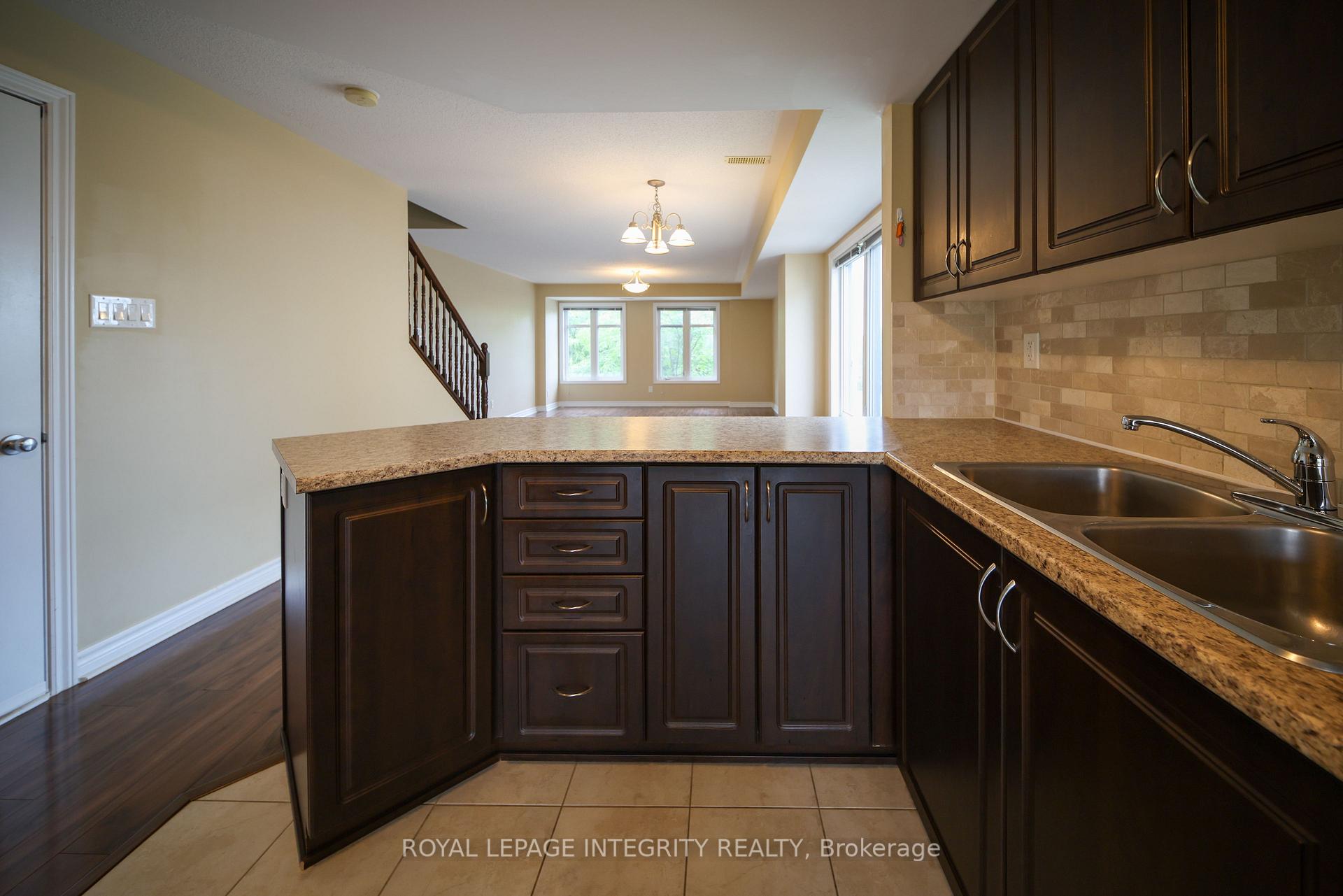 Photo 10 of Unit D, 1124 Klondike Road, Ottawa, Kanata - Morgan's Grant/South March — HOMEH