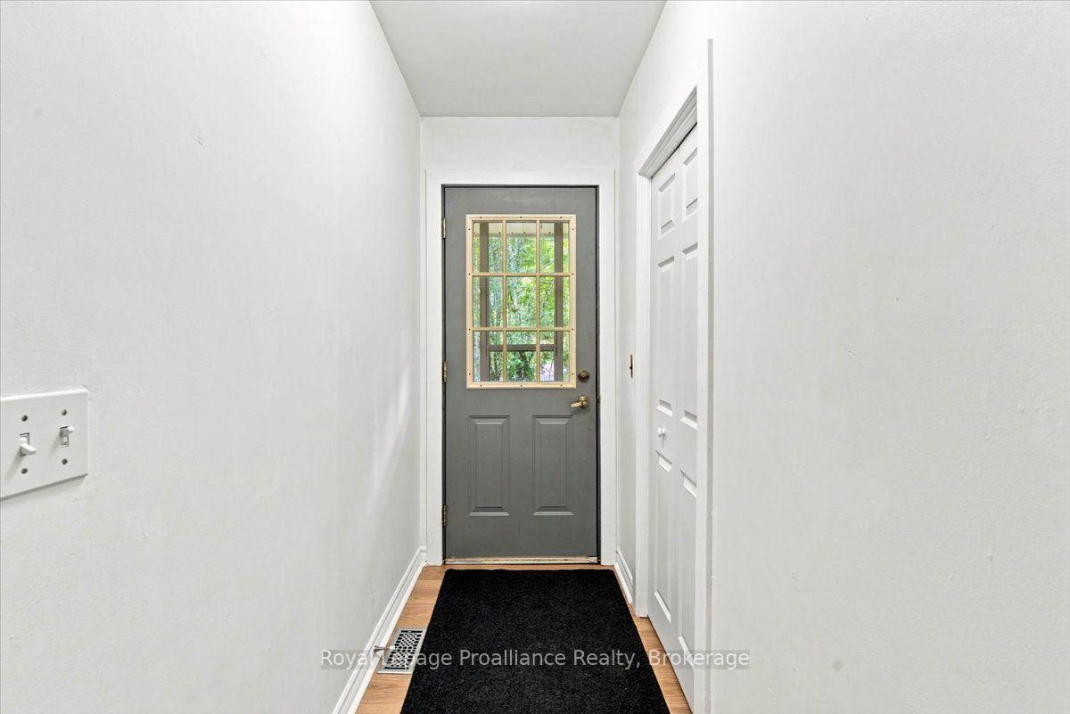 Photo 3 of 224 Zion Road, Belleville, Thurlow Ward — HOMEH