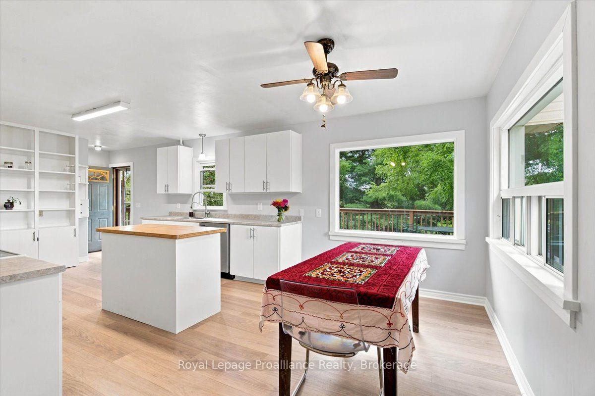 Photo 9 of 224 Zion Road, Belleville, Thurlow Ward — HOMEH