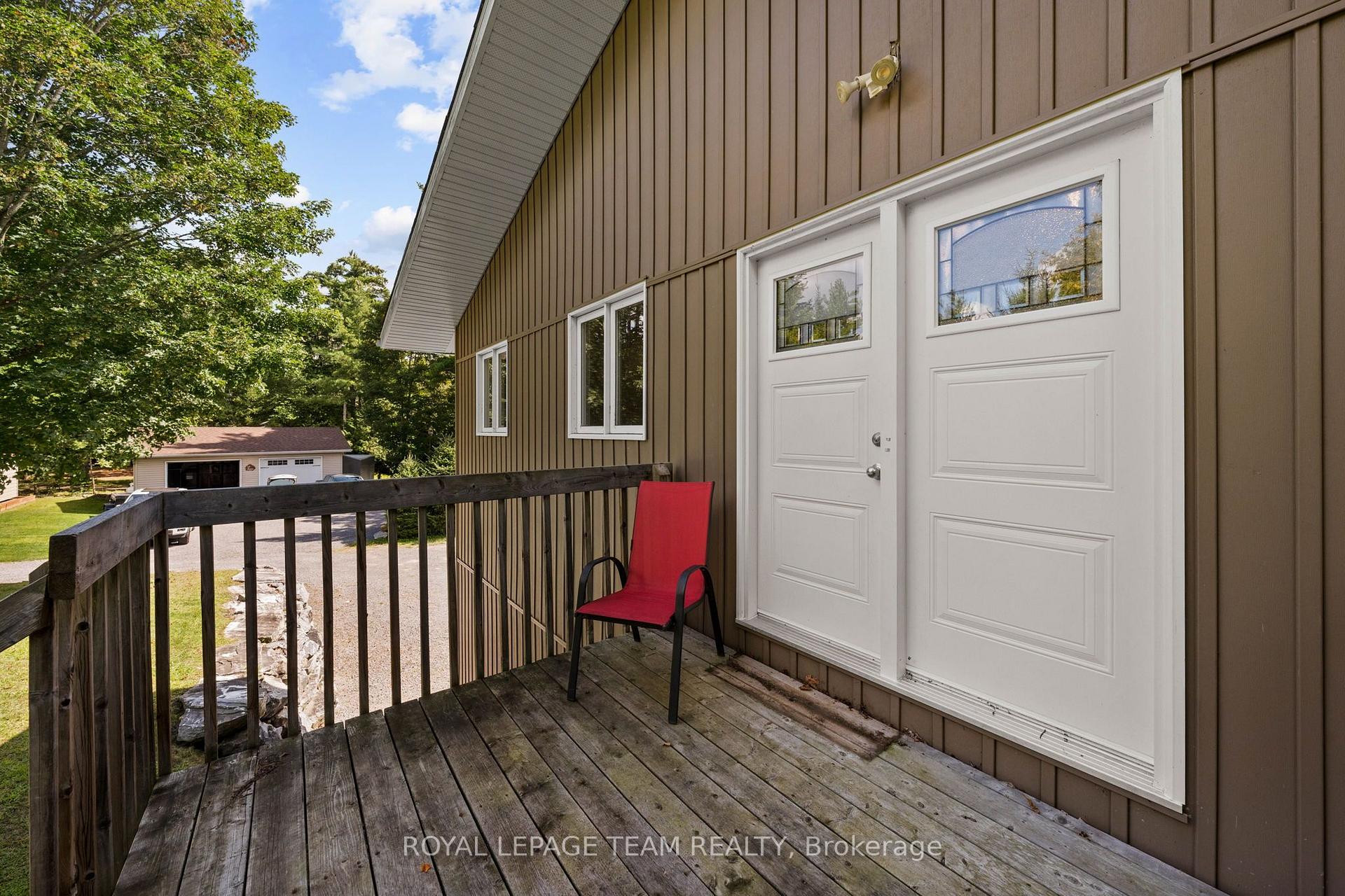 Photo 5 of 134 Cedar Cove Road, Lanark Highlands, Lanark Highlands (Darling) Twp — HOMEH