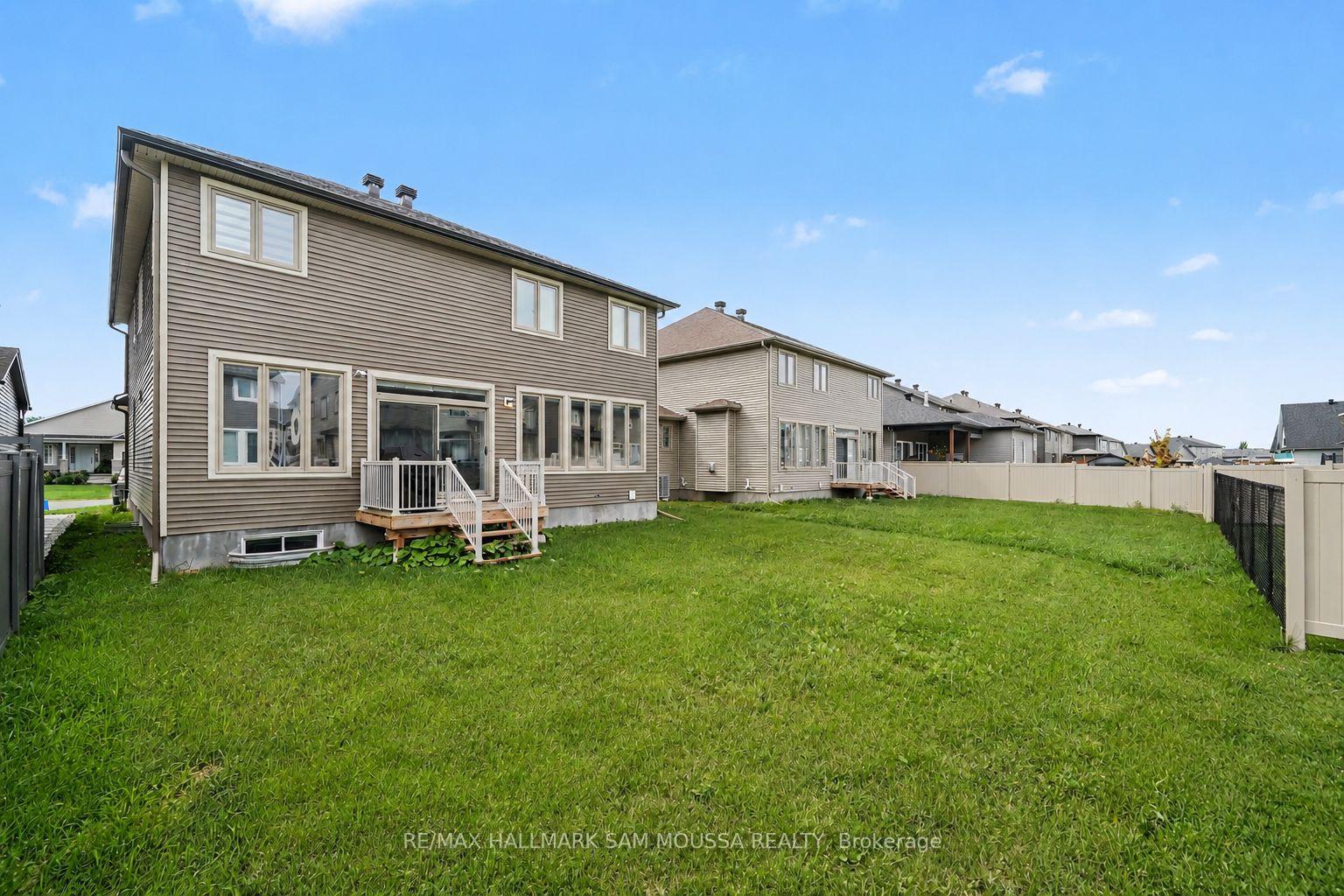 Photo 45 of 490 Central Park Boulevard, Russell, Village of Russell — HOMEH