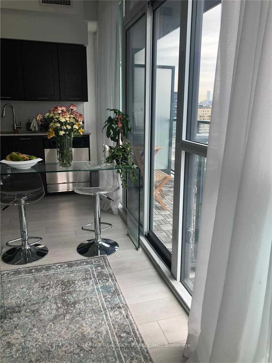 Photo 7 of Unit 1109, 169 Fort York Boulevard, Toronto, Niagara — HOMEH