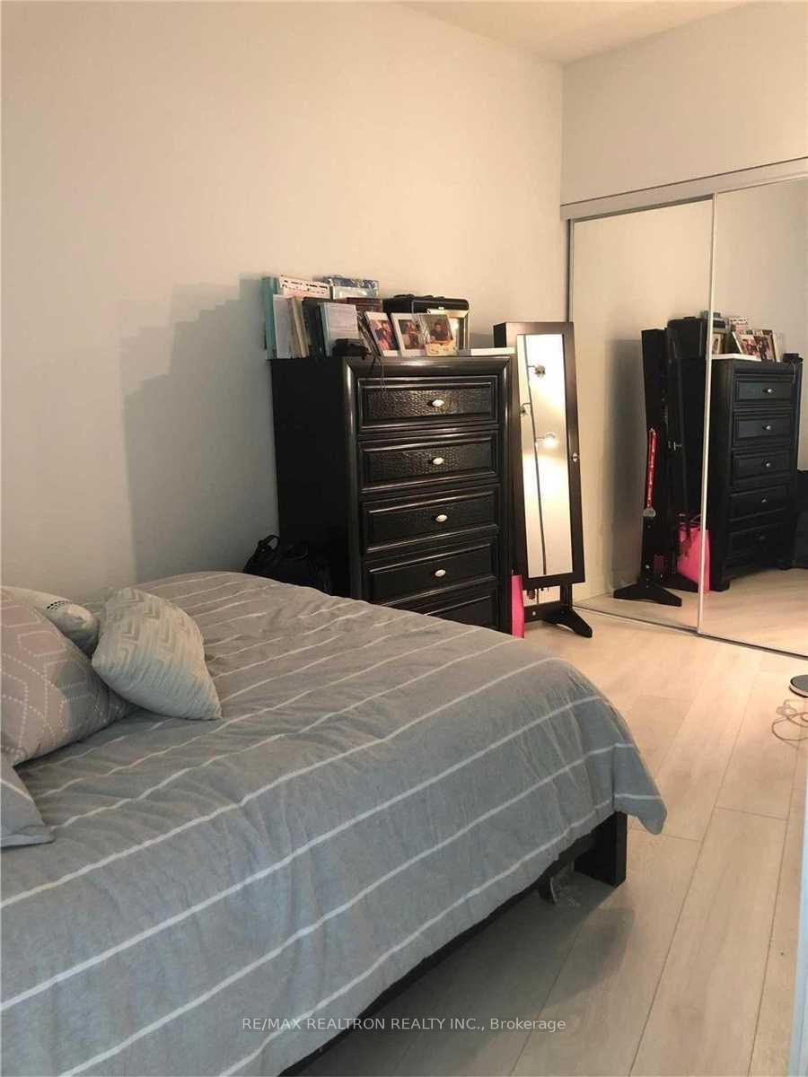 Photo 10 of Unit 1109, 169 Fort York Boulevard, Toronto, Niagara — HOMEH