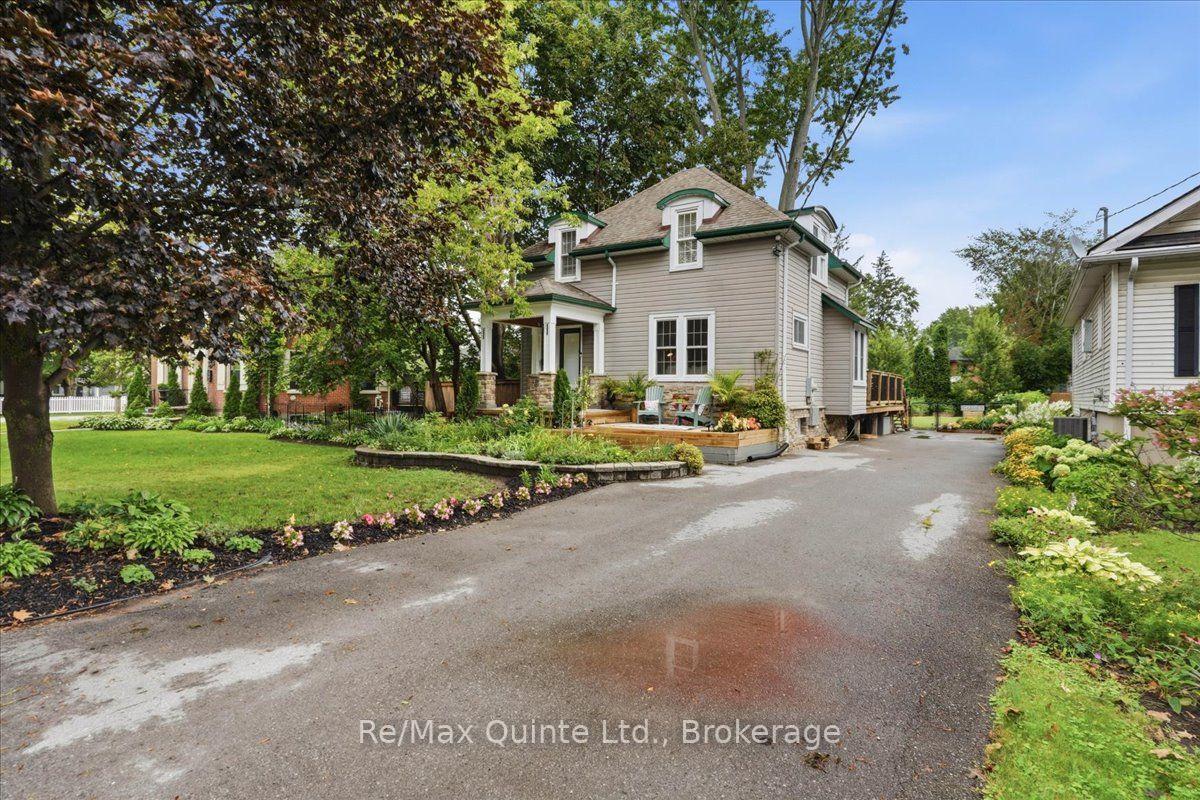 Photo 1 of 225 Bleecker Avenue, Belleville, Belleville Ward — HOMEH