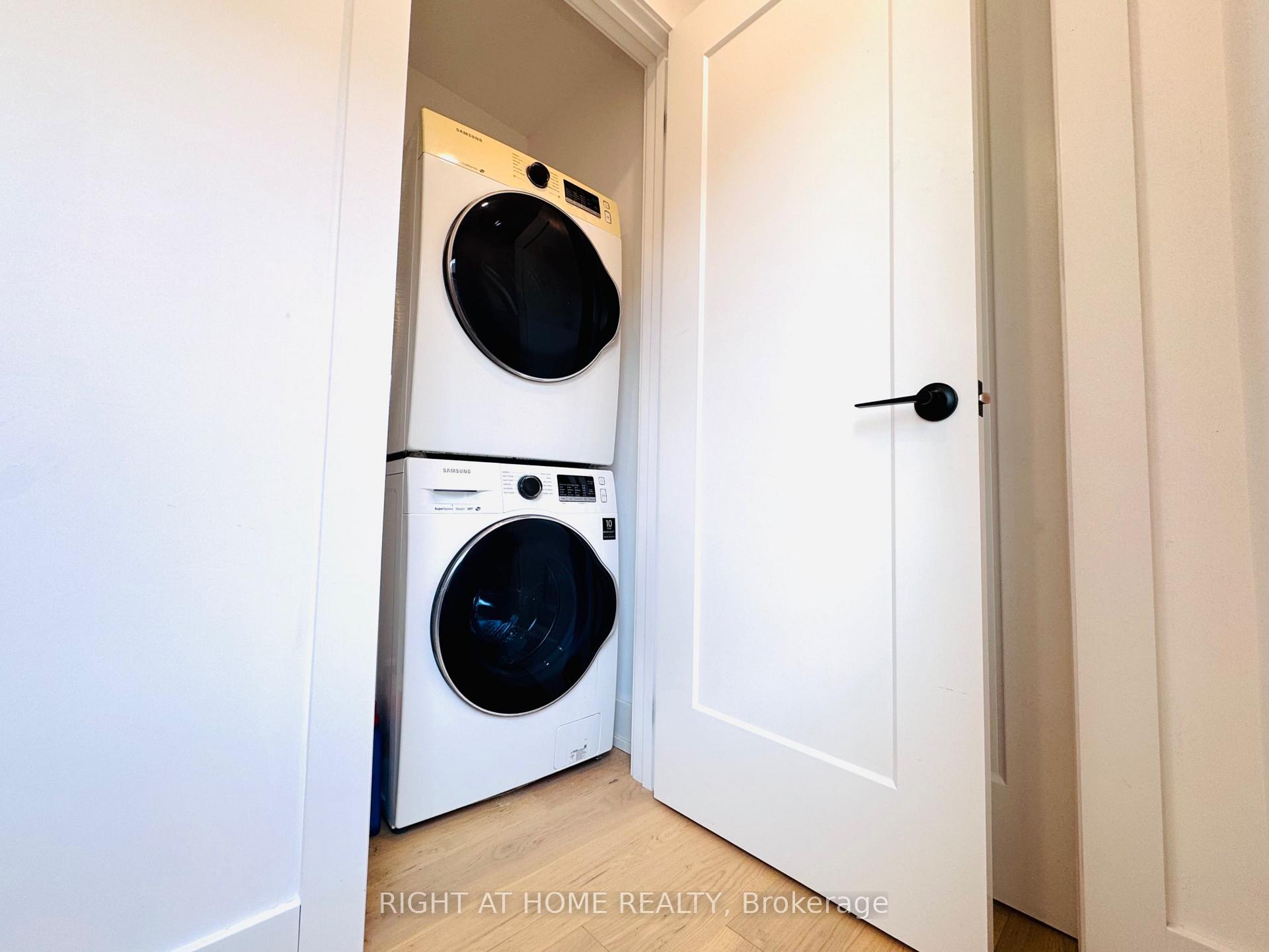 Photo 41 of 28 Pendeen Avenue, Toronto, Rockcliffe-Smythe — HOMEH