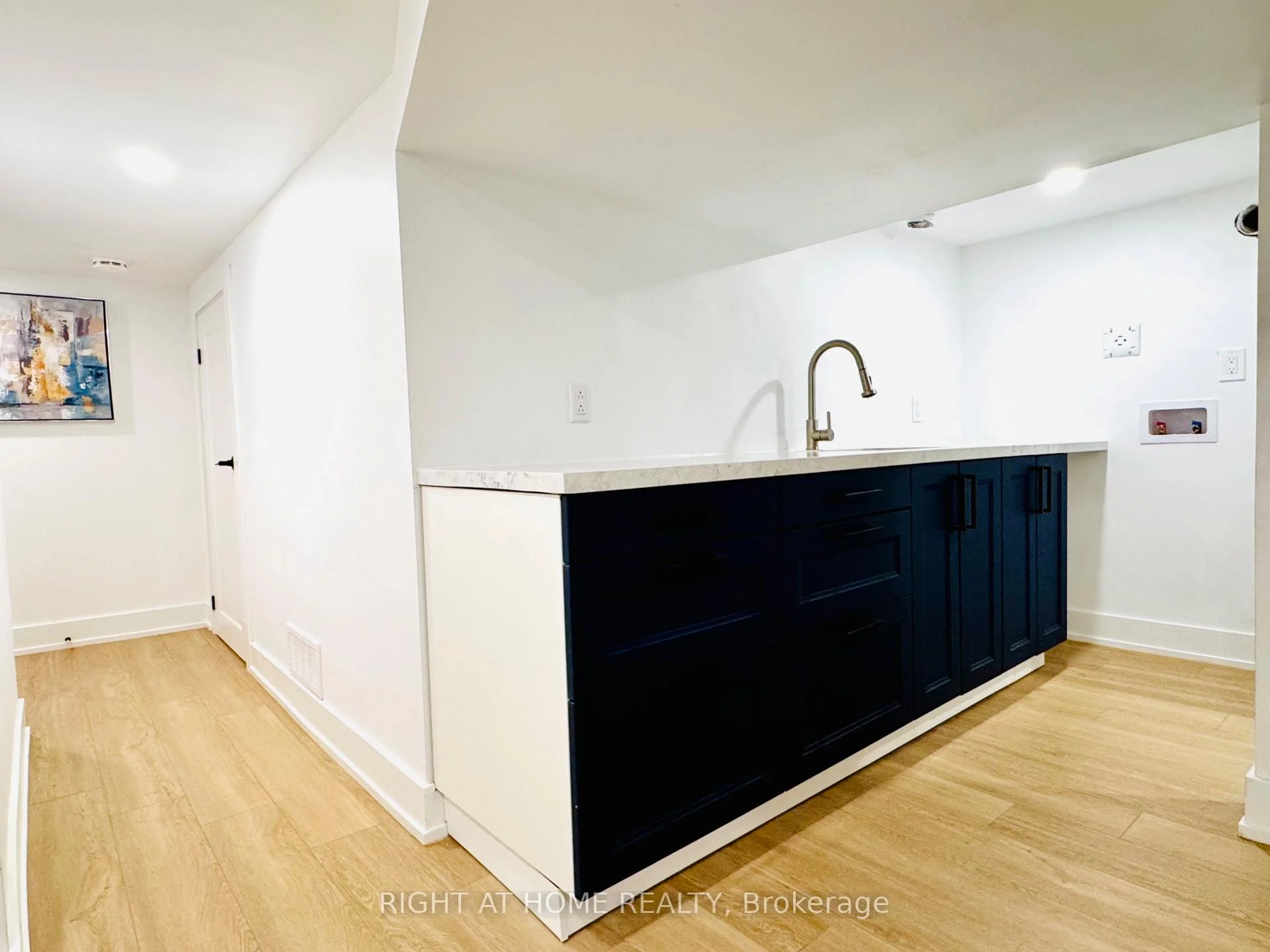 Photo 48 of 28 Pendeen Avenue, Toronto, Rockcliffe-Smythe — HOMEH