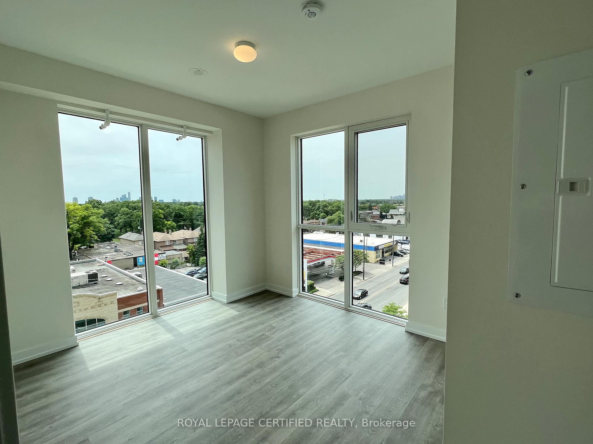 Photo 10 of Unit 703, 2300 St. Clair Avenue W, Toronto, Junction Area — HOMEH