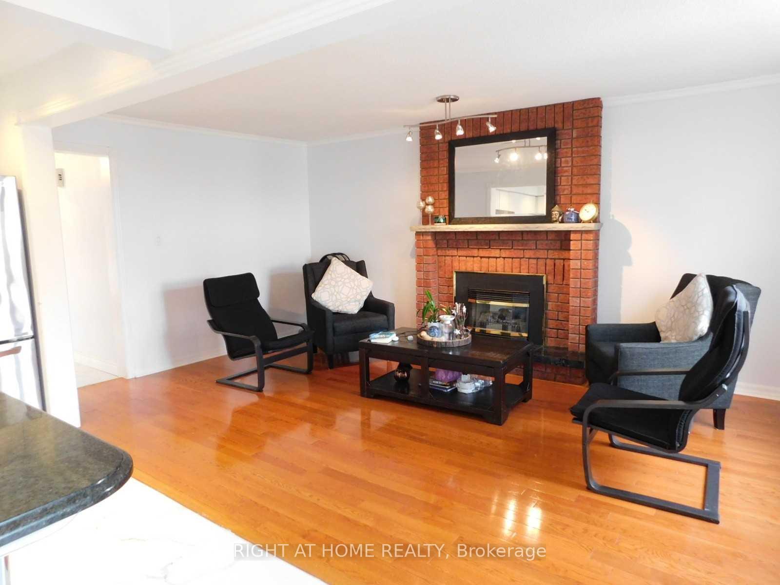 Photo 10 of 128 William Stephenson Drive, Whitby, Blue Grass Meadows — HOMEH