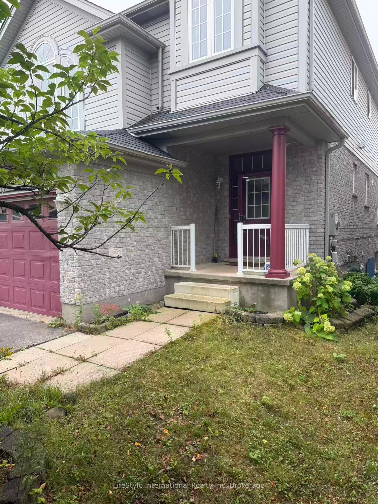 Photo 6 of Unit Main Unit, 16 Lynch Circle, Guelph, Pineridge/Westminster Woods — HOMEH