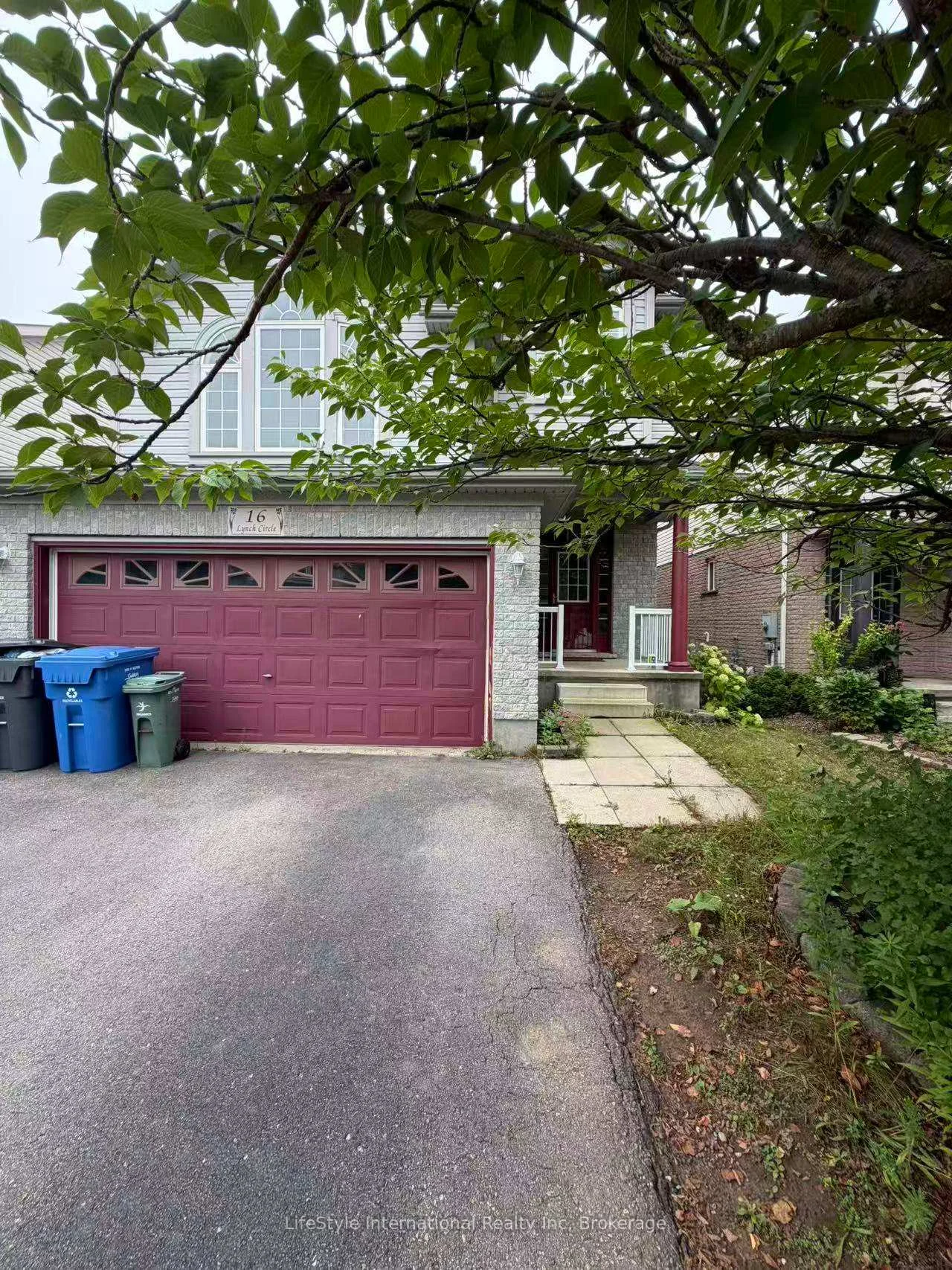 Photo 14 of Unit Main Unit, 16 Lynch Circle, Guelph, Pineridge/Westminster Woods — HOMEH