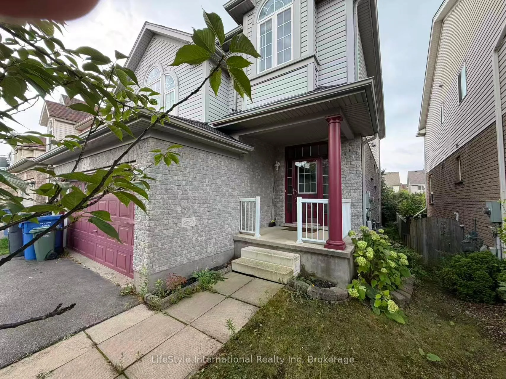 Photo 15 of Unit Main Unit, 16 Lynch Circle, Guelph, Pineridge/Westminster Woods — HOMEH