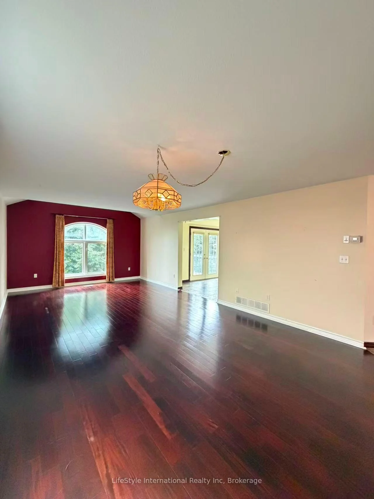 Photo 33 of Unit Main Unit, 16 Lynch Circle, Guelph, Pineridge/Westminster Woods — HOMEH