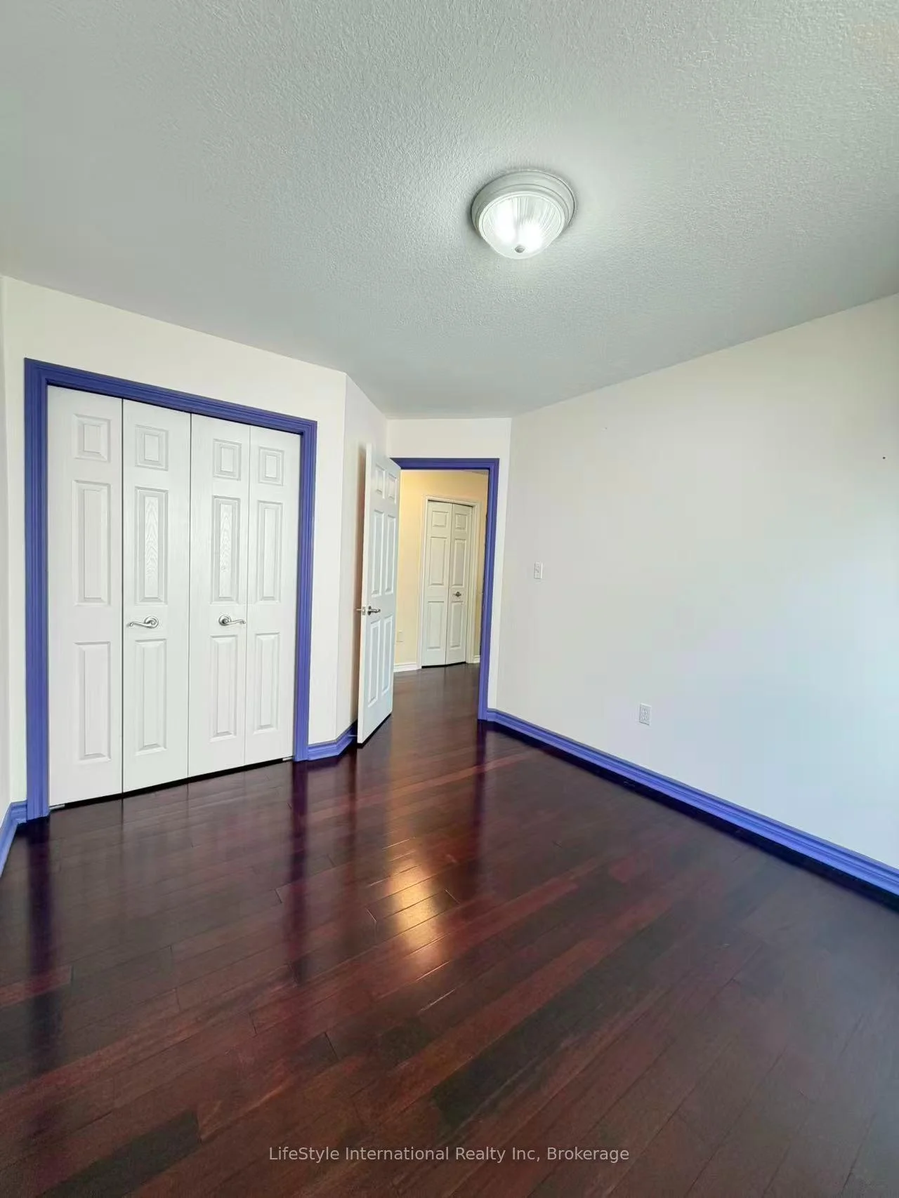 Photo 39 of Unit Main Unit, 16 Lynch Circle, Guelph, Pineridge/Westminster Woods — HOMEH