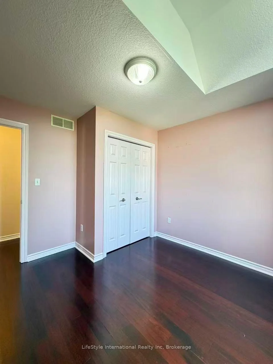 Photo 63 of Unit Main Unit, 16 Lynch Circle, Guelph, Pineridge/Westminster Woods — HOMEH