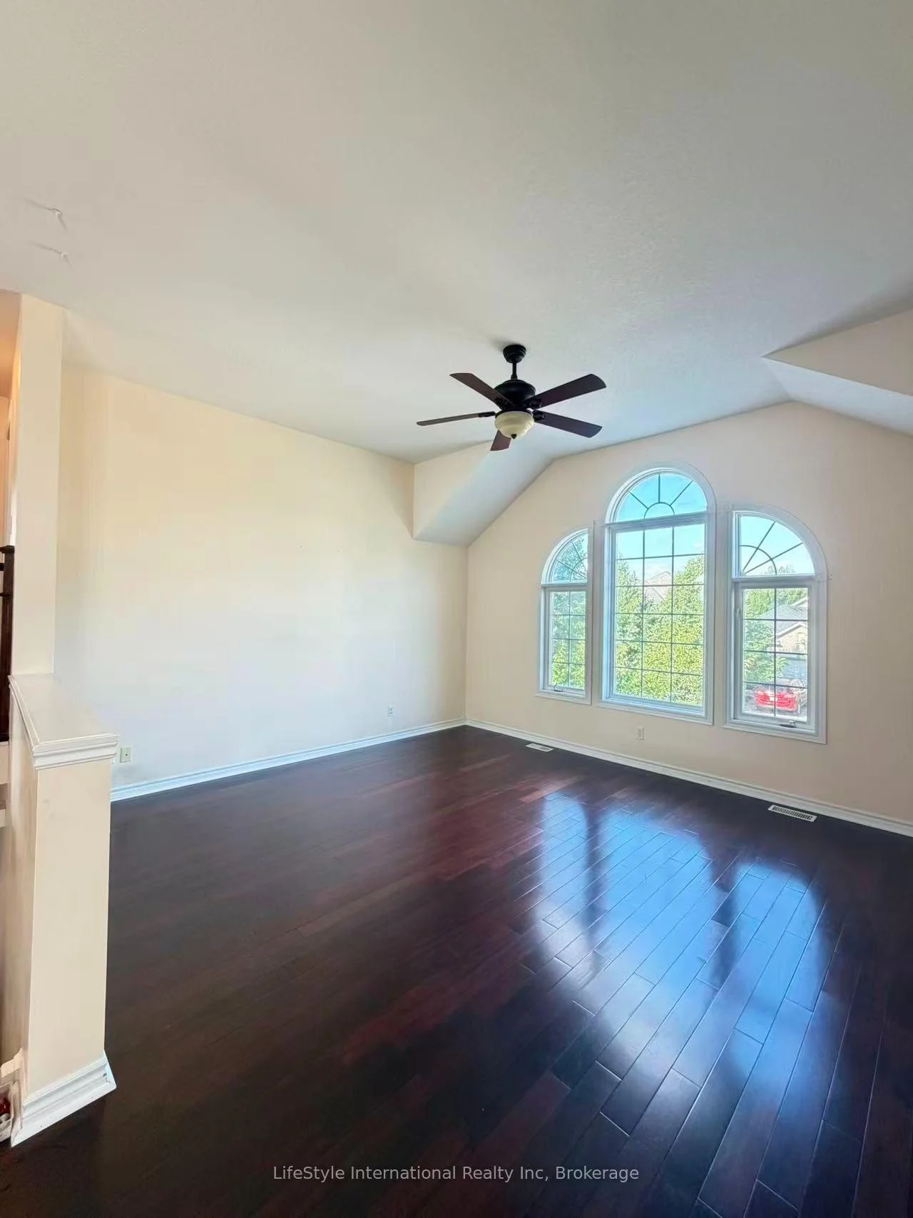Photo 85 of Unit Main Unit, 16 Lynch Circle, Guelph, Pineridge/Westminster Woods — HOMEH