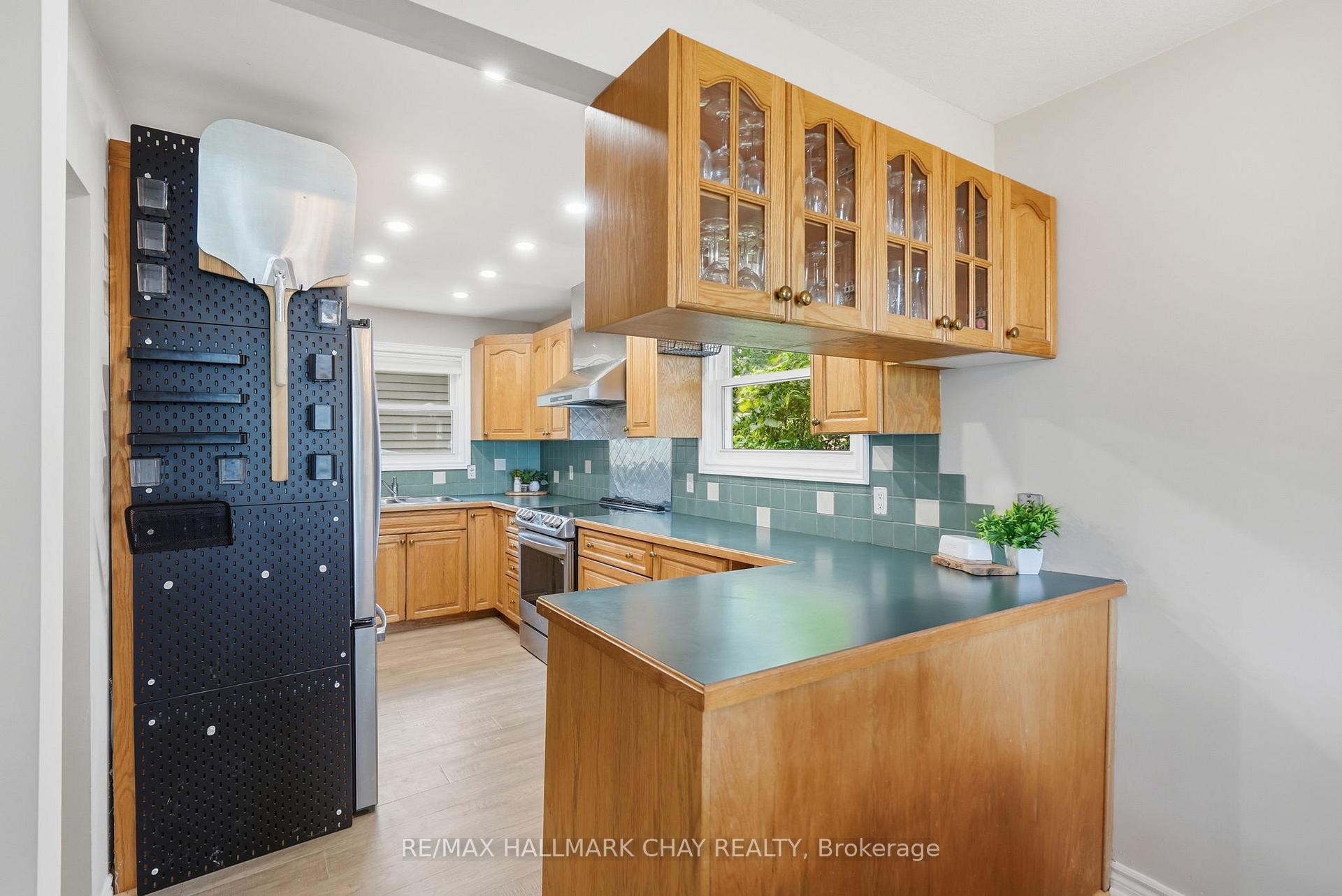 Photo 13 of 2345 Crystal Beach Road, Innisfil, Alcona — HOMEH