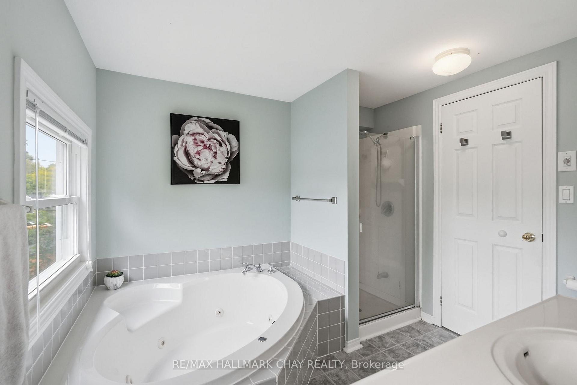 Photo 24 of 2345 Crystal Beach Road, Innisfil, Alcona — HOMEH