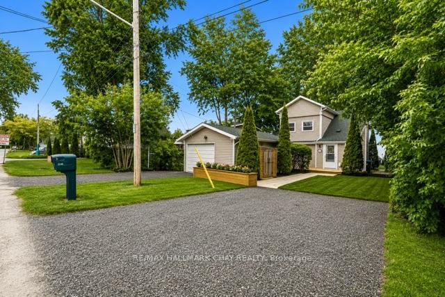 Photo 5 of 2345 Crystal Beach Road, Innisfil, Alcona — HOMEH