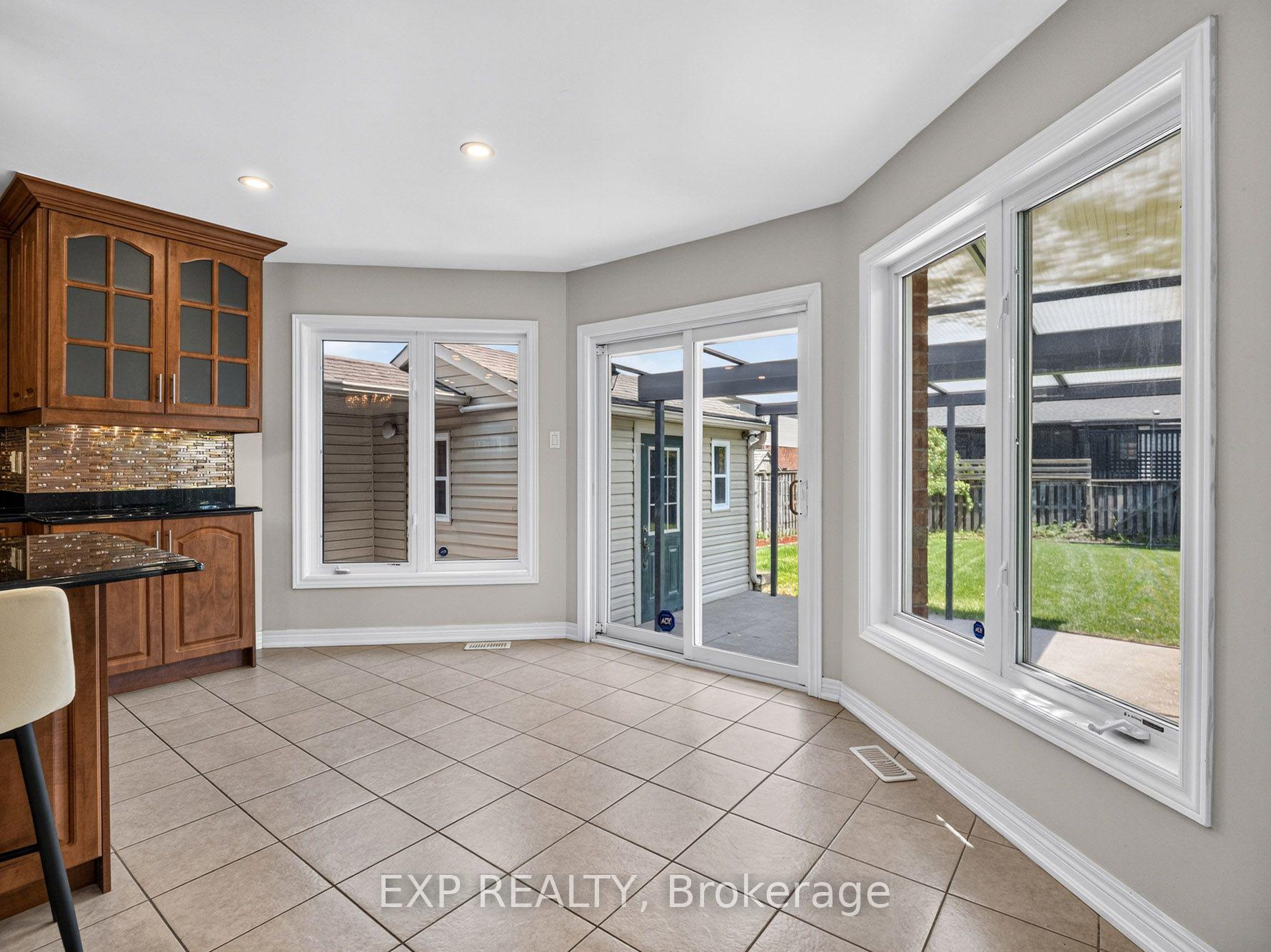 Photo 18 of 6560 St. Michael Avenue, Niagara Falls, Forestview — HOMEH