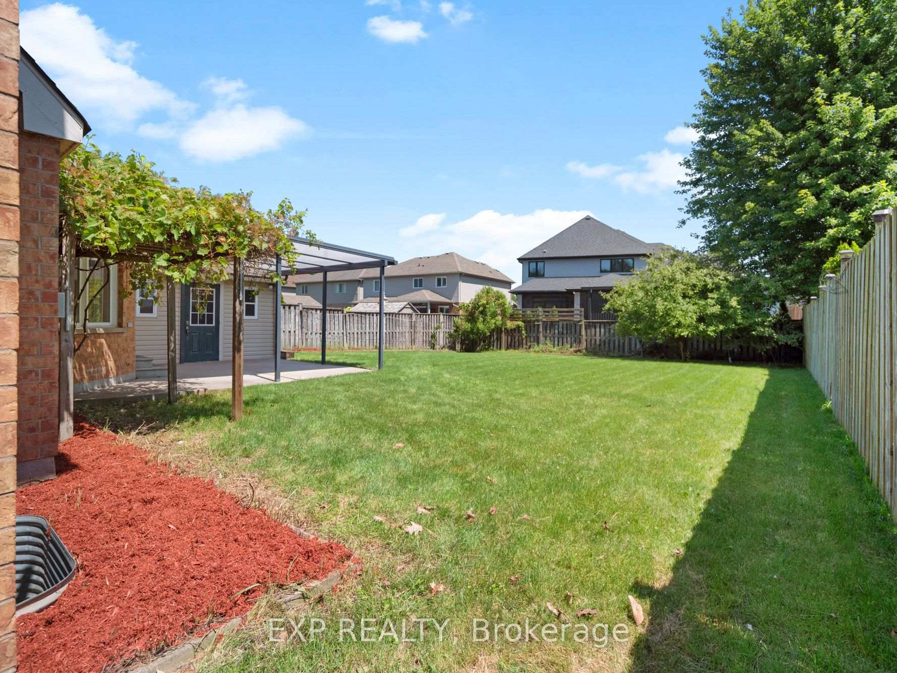 Photo 42 of 6560 St. Michael Avenue, Niagara Falls, Forestview — HOMEH