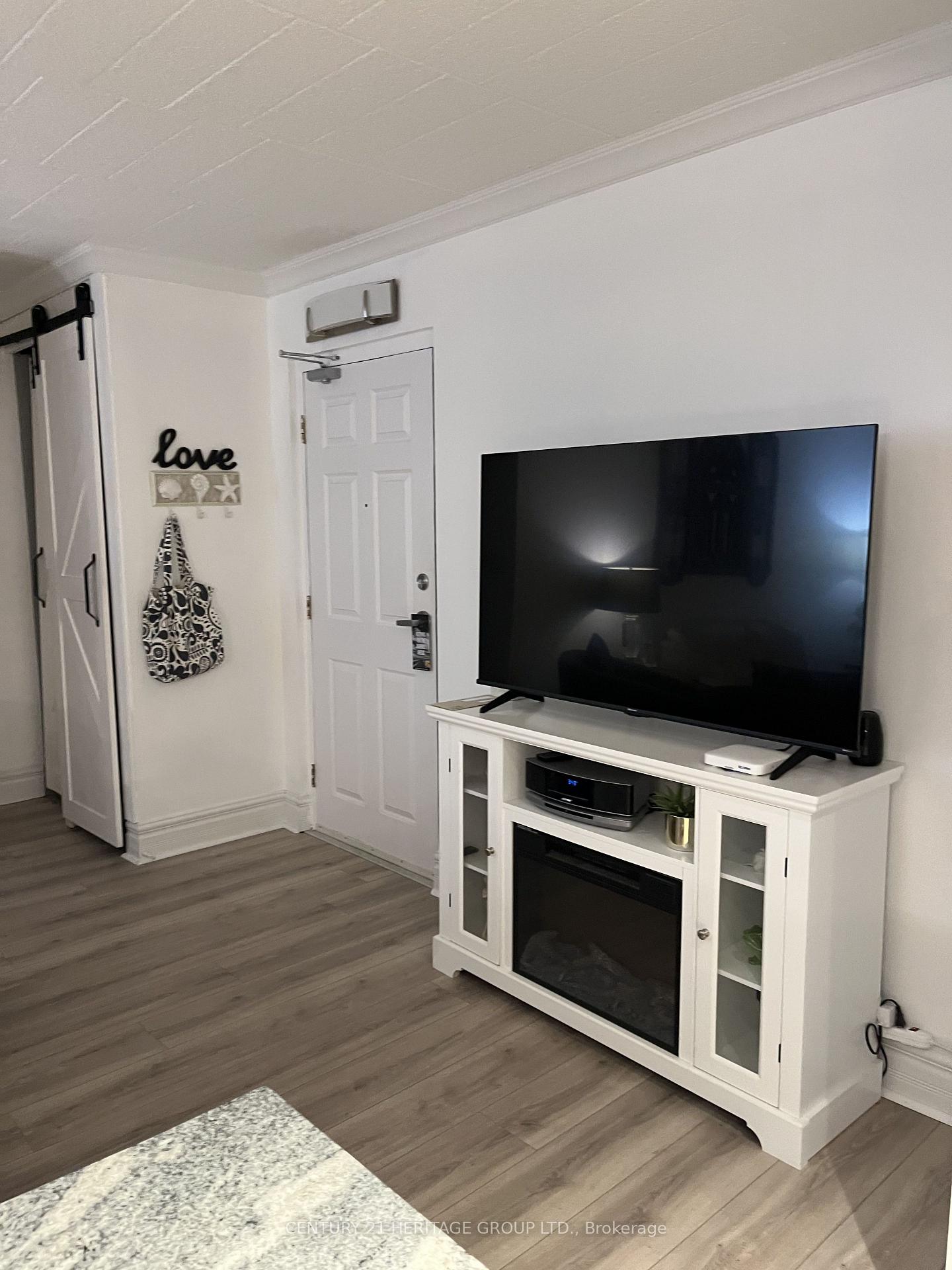 Photo 13 of Unit 202, 20 John Street, Grimsby, Grimsby East — HOMEH
