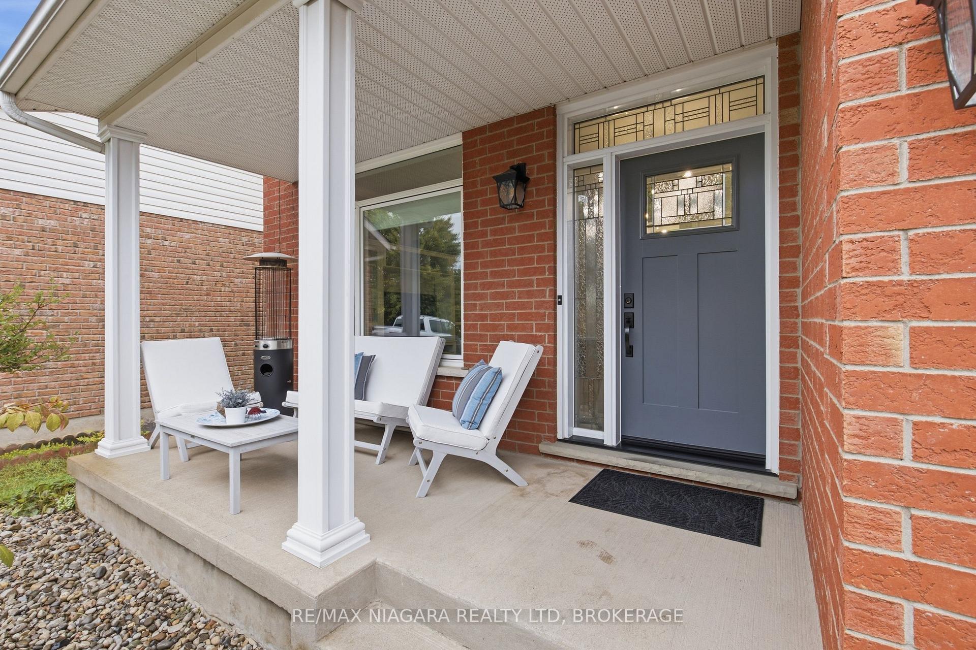 Photo 47 of 15 Cozocar Crescent, St. Catharines, Rykert/Vansickle — HOMEH