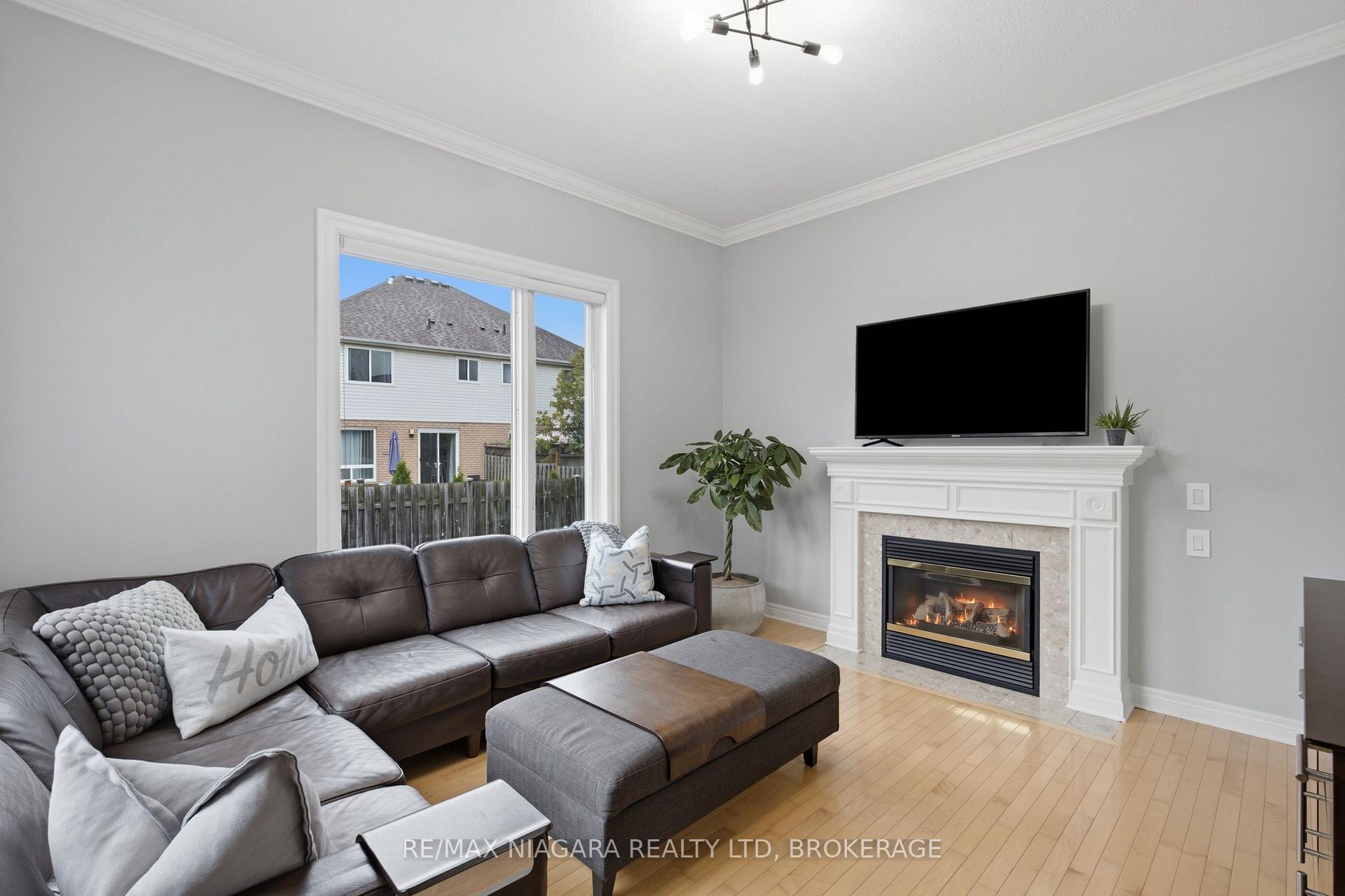 Photo 64 of 15 Cozocar Crescent, St. Catharines, Rykert/Vansickle — HOMEH