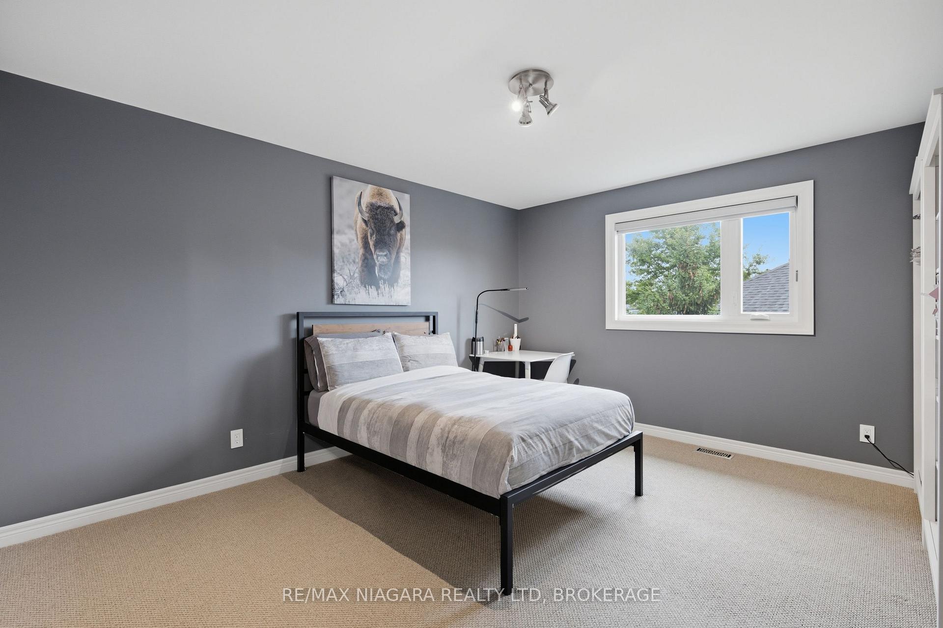 Photo 66 of 15 Cozocar Crescent, St. Catharines, Rykert/Vansickle — HOMEH