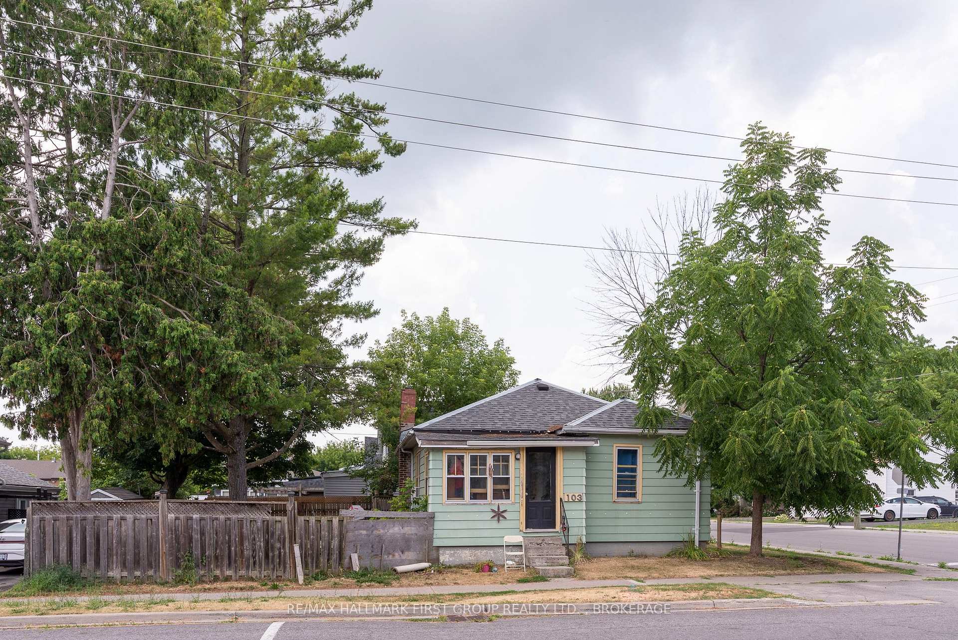 Photo 5 of 103 Centre Street, Deseronto, Deseronto (Town) — HOMEH