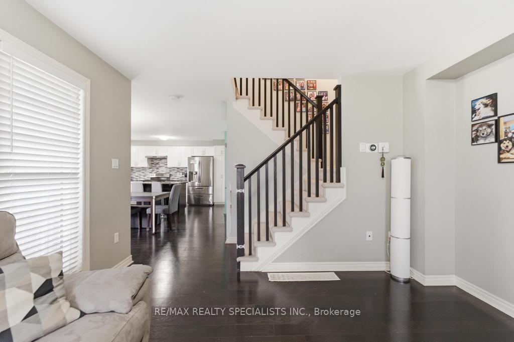 Photo 8 of Unit 2, 101 Frederick Drive, Guelph, Pineridge/Westminster Woods — HOMEH