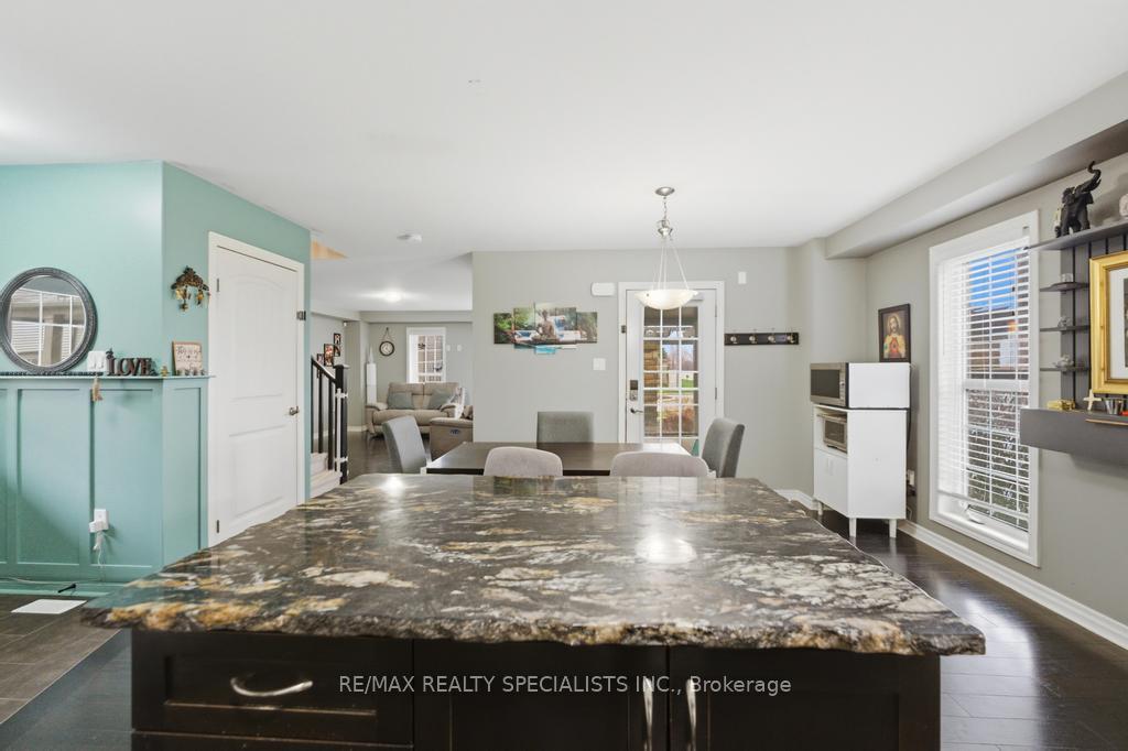 Photo 12 of Unit 2, 101 Frederick Drive, Guelph, Pineridge/Westminster Woods — HOMEH
