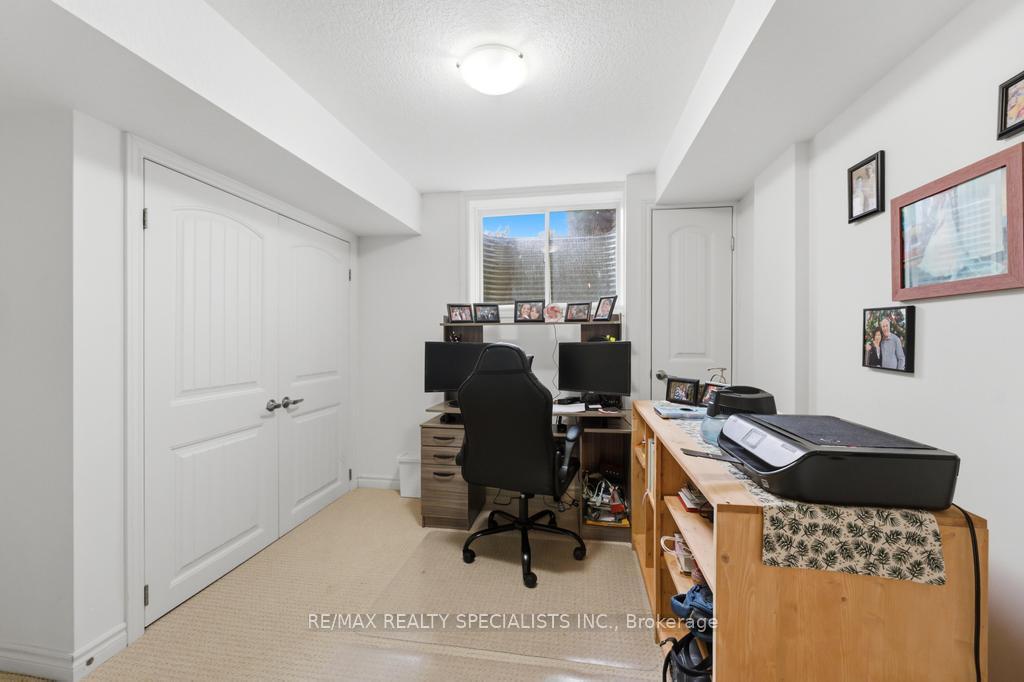 Photo 29 of Unit 2, 101 Frederick Drive, Guelph, Pineridge/Westminster Woods — HOMEH