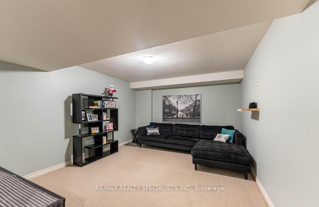 Photo 30 of Unit 2, 101 Frederick Drive, Guelph, Pineridge/Westminster Woods — HOMEH